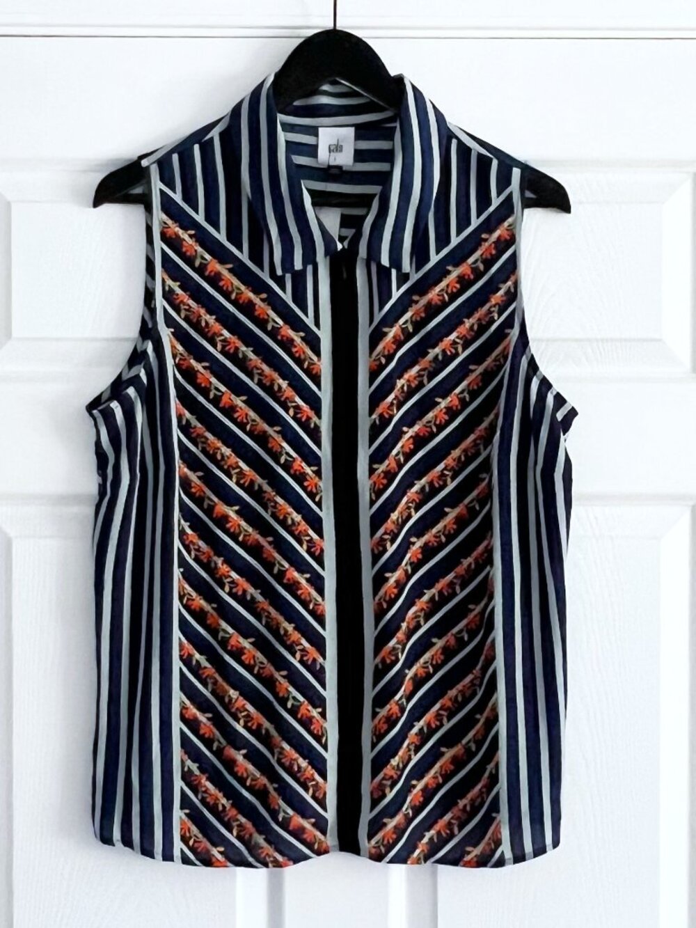 Gabi #6318 chevron top flower row sleeveless blouse size L NWT